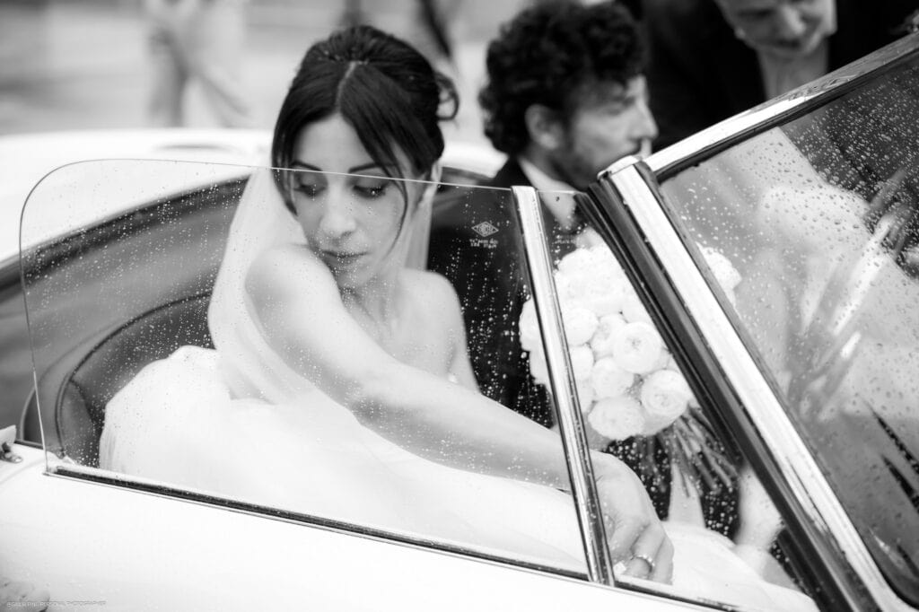 sposi foto con pioggia