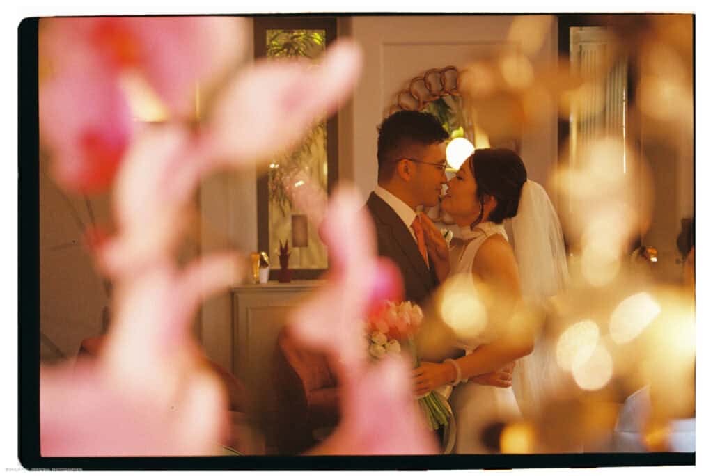 fotografo di matrimonio su pellicola